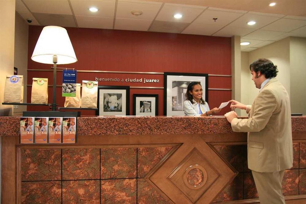 Hampton Inn Ciudad Juárez Beltér fotó
